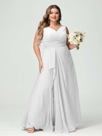 Plus Size Chiffon Bridesmaid Dress with V-Neck, Ruffles, and Pockets in A-Line/Princess Style