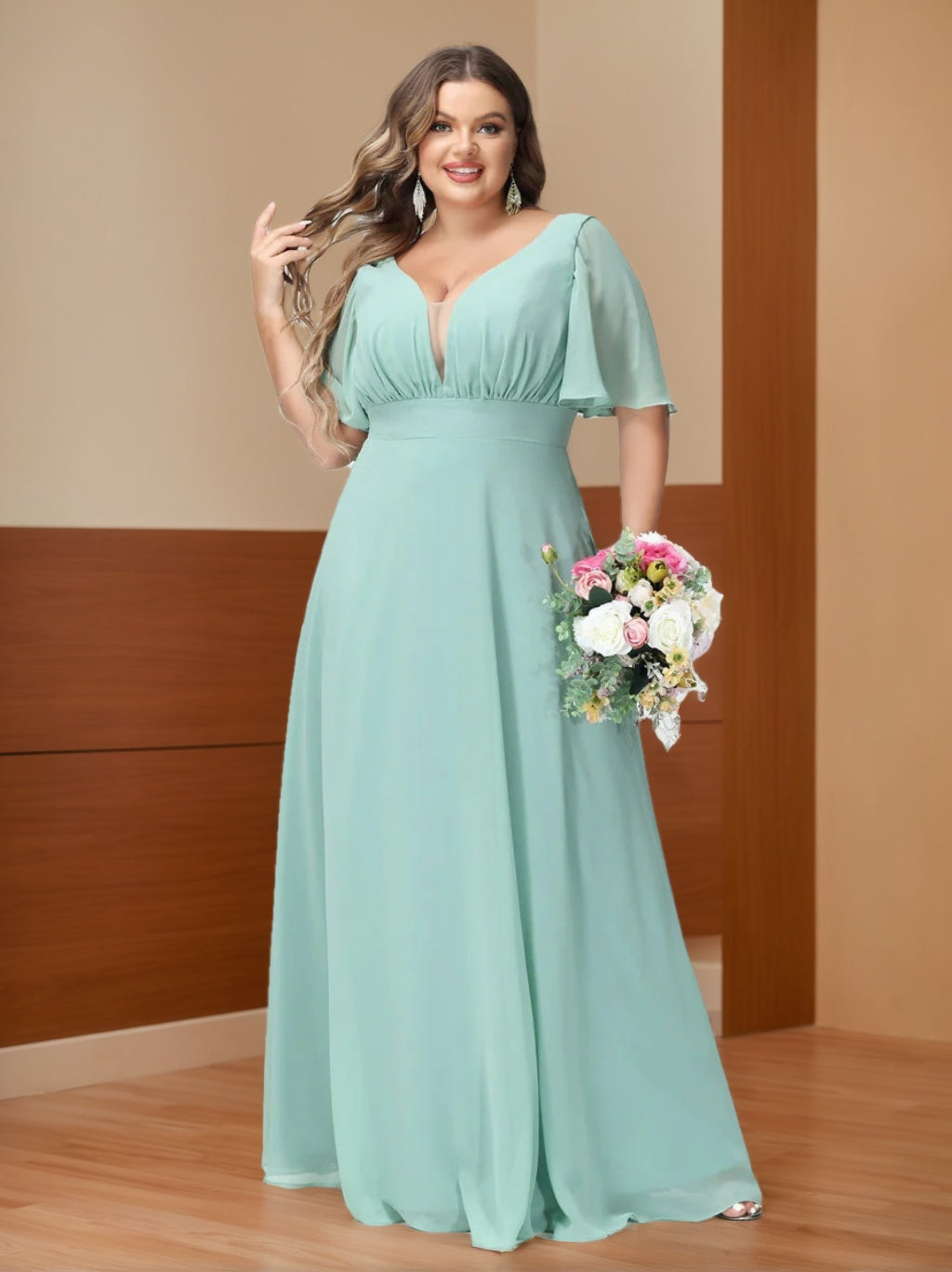 Plus Size Chiffon Bridesmaid Dresses with Pockets in A-Line/Princess V-Neck Half Sleeves