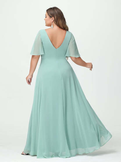 Plus Size Chiffon Bridesmaid Dresses with Pockets in A-Line/Princess V-Neck Half Sleeves