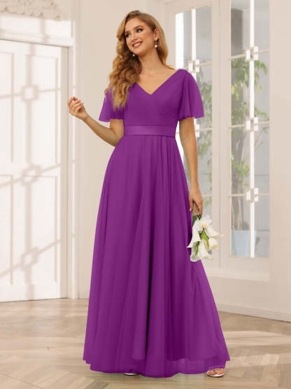 V-Neck A-Line Princess Floor-Length Bridesmaid Dresses with Short Sleeves and Lace