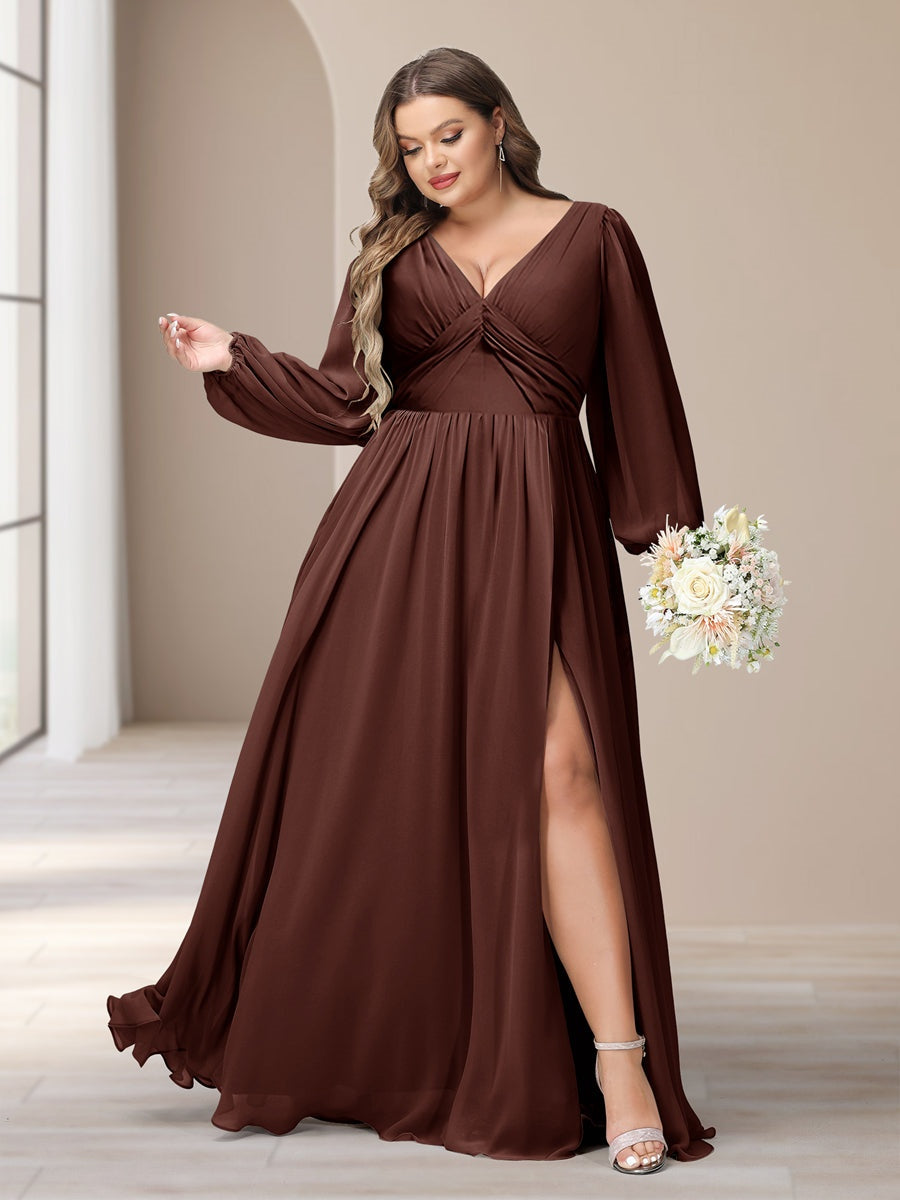 Plus Size Chiffon Bridesmaid Dress with V-Neck and Side Split in A-Line/Princess Style