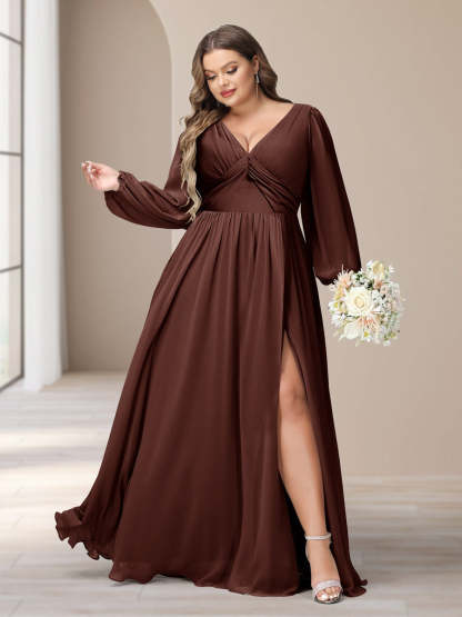 Plus Size Chiffon Bridesmaid Dress with V-Neck and Side Split in A-Line/Princess Style