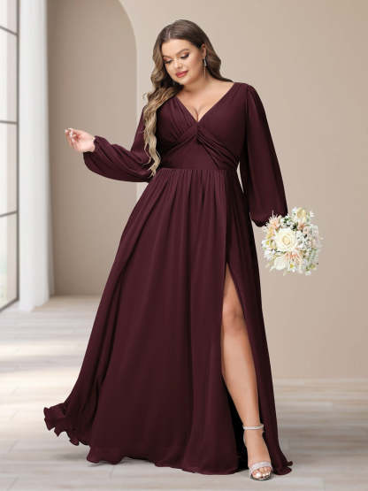 Plus Size Chiffon Bridesmaid Dress with V-Neck and Side Split in A-Line/Princess Style