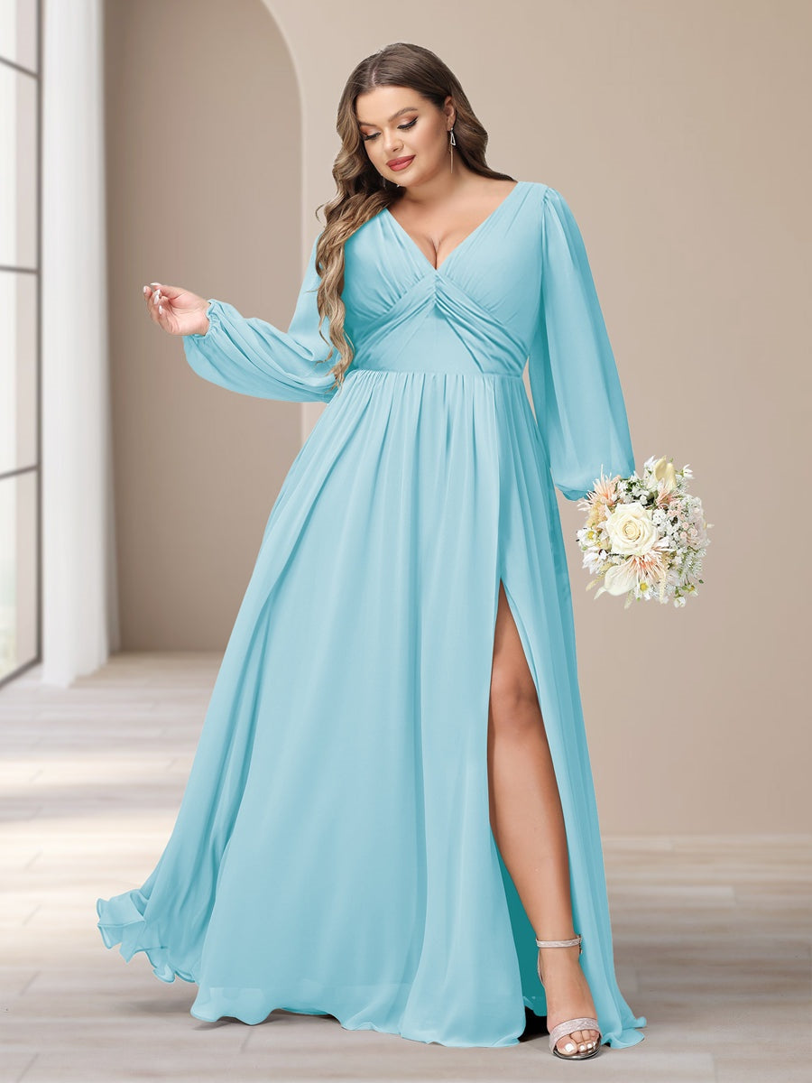 Plus Size Chiffon Bridesmaid Dress with V-Neck and Side Split in A-Line/Princess Style