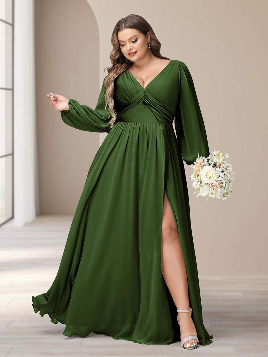 Plus Size Chiffon Bridesmaid Dress with V-Neck and Side Split in A-Line/Princess Style