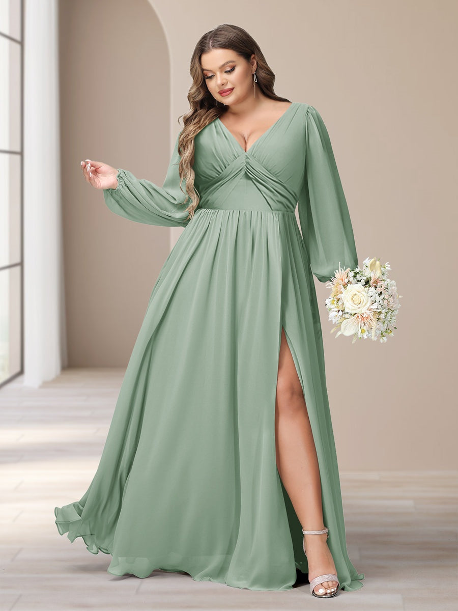 Plus Size Chiffon Bridesmaid Dress with V-Neck and Side Split in A-Line/Princess Style