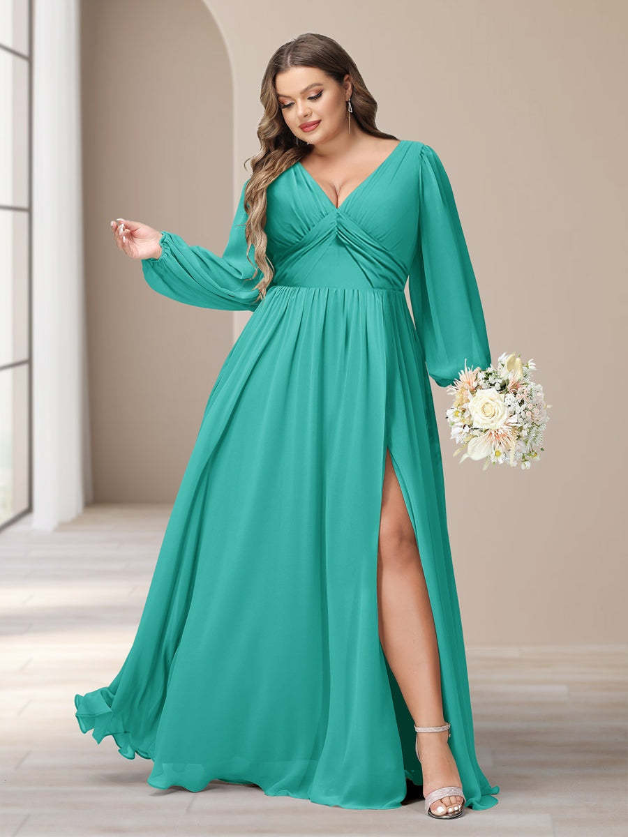 Plus Size Chiffon Bridesmaid Dress with V-Neck and Side Split in A-Line/Princess Style