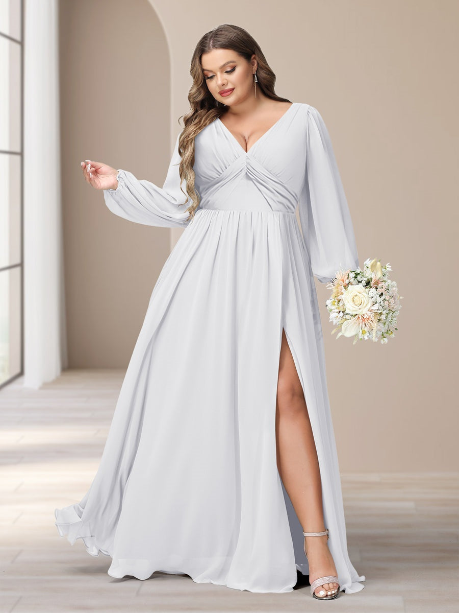 Plus Size Chiffon Bridesmaid Dress with V-Neck and Side Split in A-Line/Princess Style