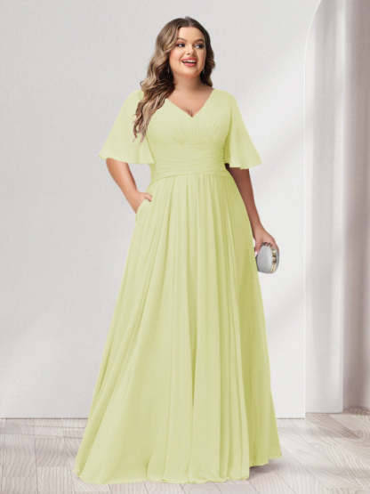Plus Size Chiffon Bridesmaid Dresses with Pockets, A-Line/Princess V-Neck and Half Sleeves
