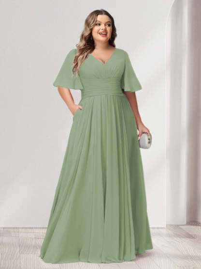Plus Size Chiffon Bridesmaid Dresses with Pockets, A-Line/Princess V-Neck and Half Sleeves