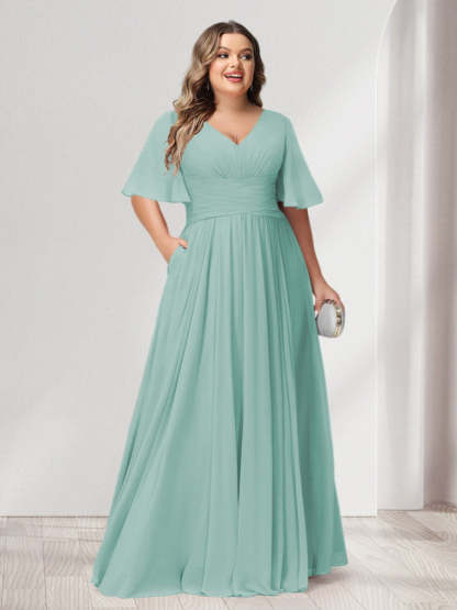 Plus Size Chiffon Bridesmaid Dresses with Pockets, A-Line/Princess V-Neck and Half Sleeves
