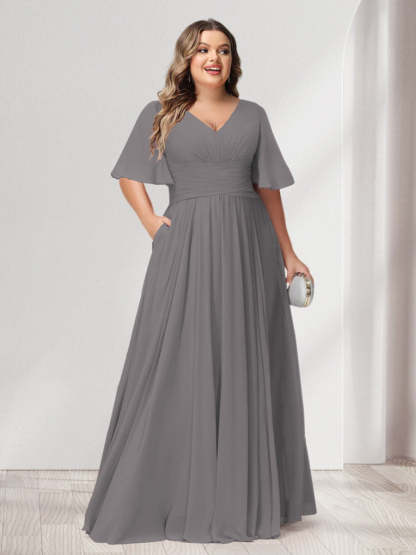 Plus Size Chiffon Bridesmaid Dresses with Pockets, A-Line/Princess V-Neck and Half Sleeves