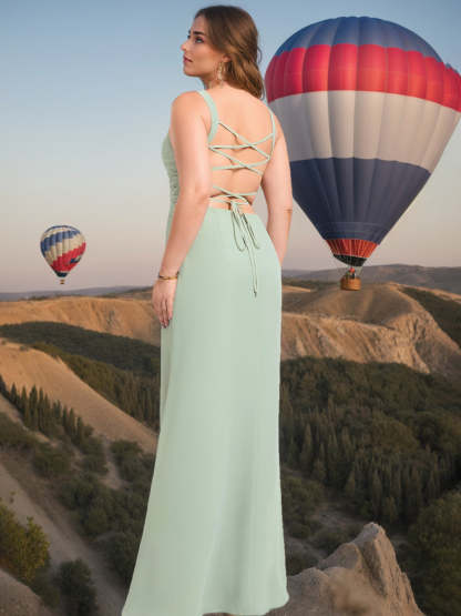 Plus Size Sleeveless Bridesmaid Dresses with Square Neck and Side Split in Mermaid/Trumpet Style