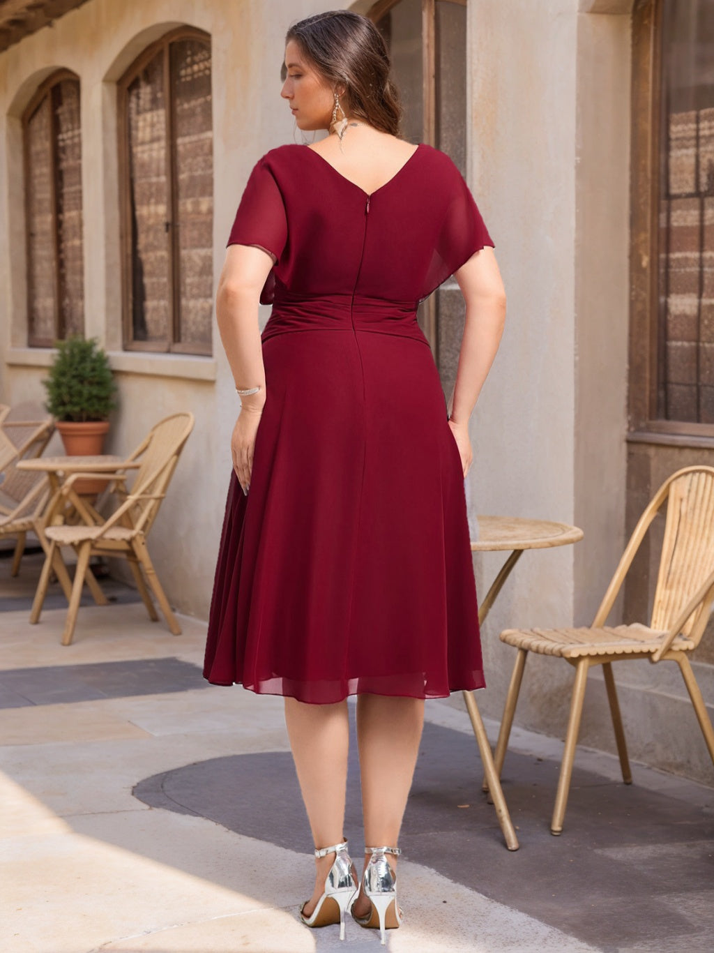 Plus Size Knee-Length A-Line Bridesmaid Dress with V-Neck and Ruffled Short Sleeves