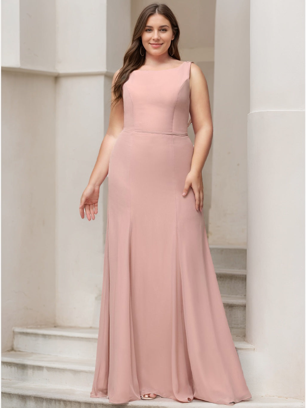 Plus Size Sleeveless Floor-Length Bridesmaid Dresses with Boat Neck in Mermaid/Trumpet Style
