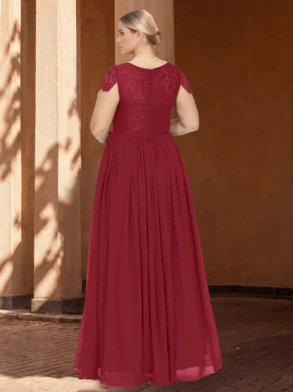 Plus Size Floor-Length A-Line Bridesmaid Dress with Scoop Neck and Embroidered Details