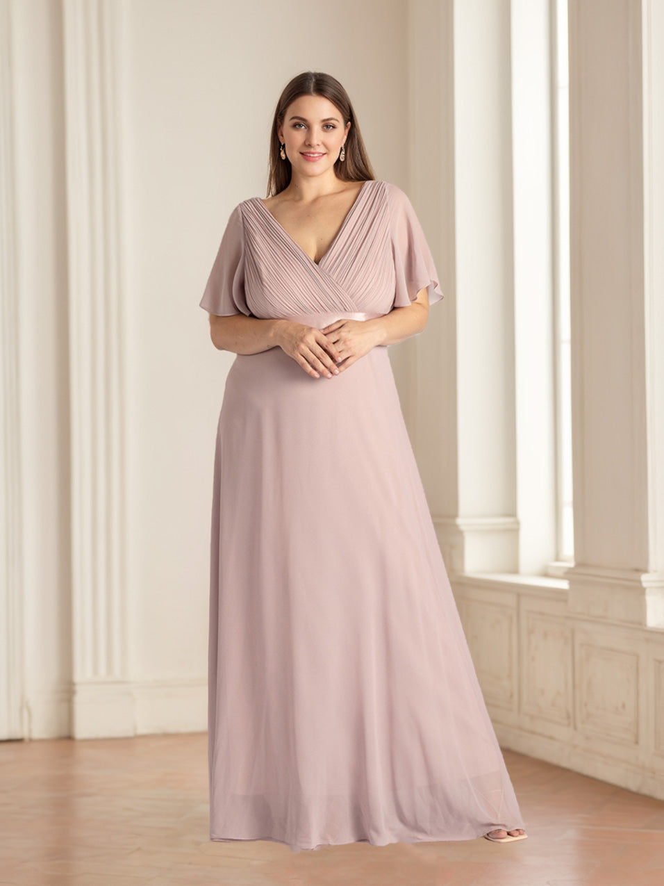 Plus Size Floor-Length Bridesmaid Dresses with Ruffles in Deep V-Neck and Short Sleeves