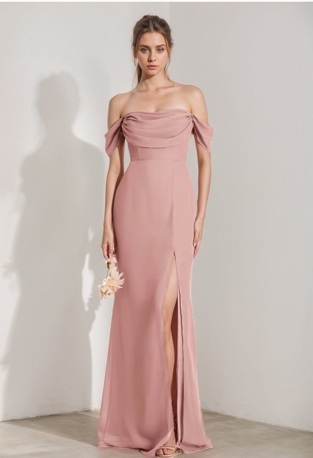 Strapless Sleeveless Floor-Length Bridesmaid Gown with Side Split and Ruffled Sheath/Column Design