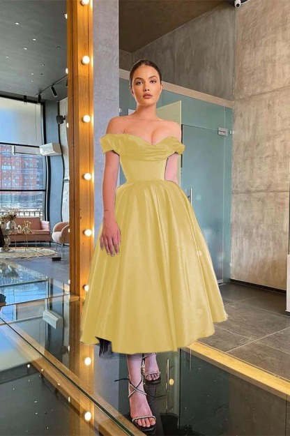 Chic Off the Shoulder Strapless Sleeveless Little Black A Line Prom Dress