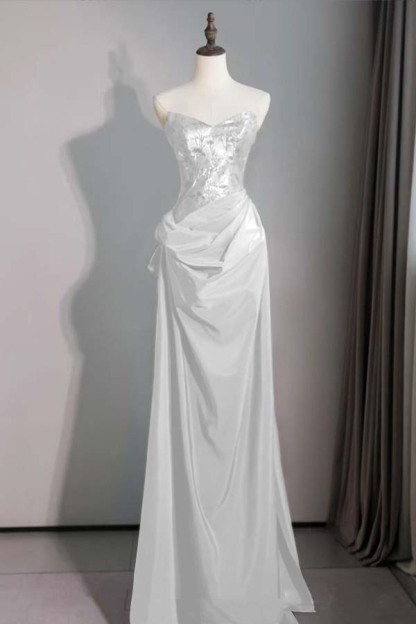 Spaghetti Strap Sleeveless Long Mermaid Prom Dress With Pleated