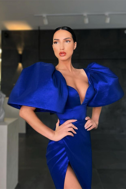 Charming Mermaid Royal Blue V Neck Pleated Long Prom Dress With High Split