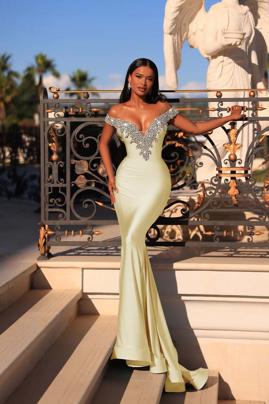 Off the Shoulder Sleeveless Long Mermaid Prom Dress With Beading