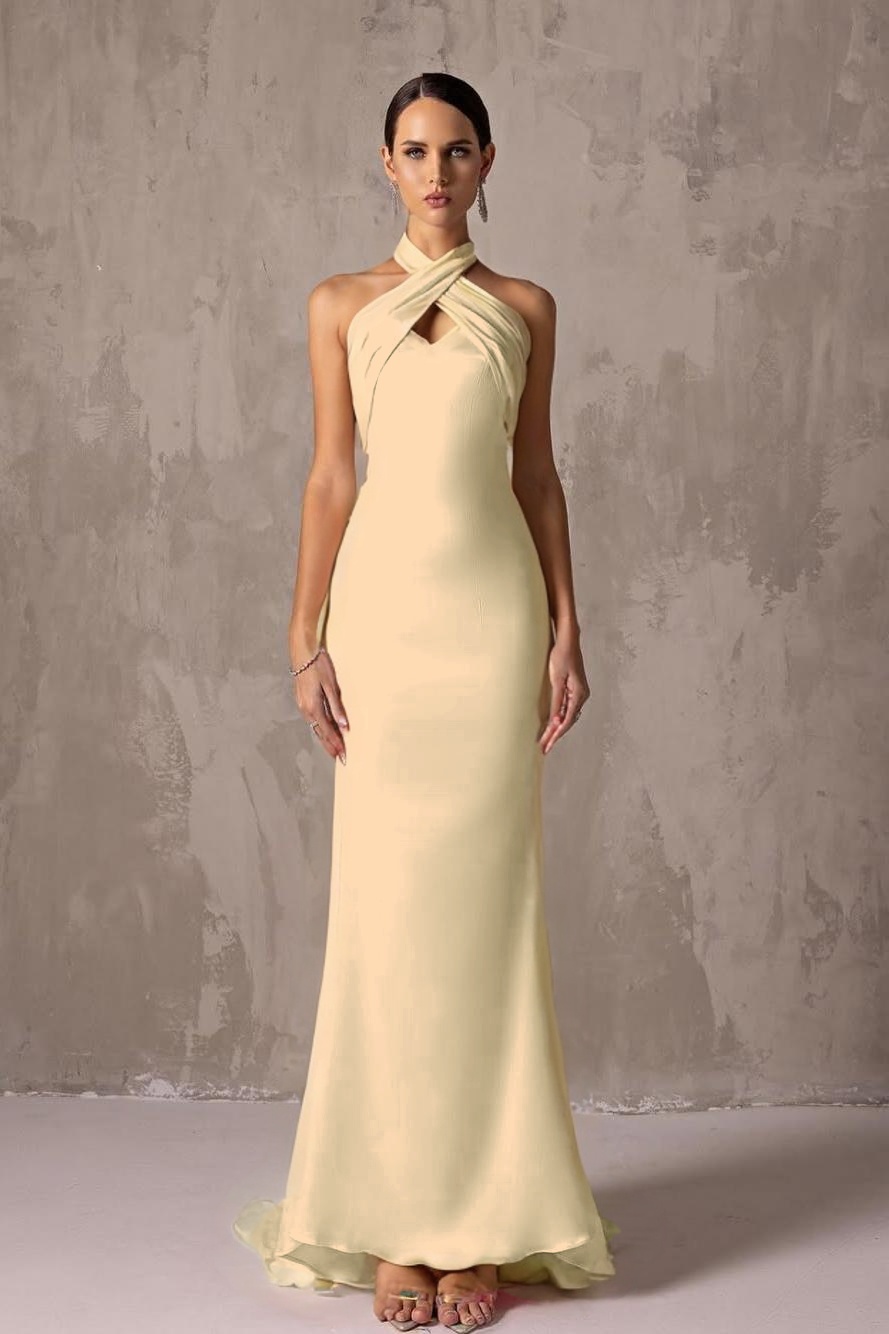 Charming Halter Sleeveless Long Mermaid Prom Dress With Pleated