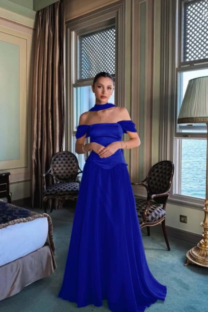 Stunning Off the Shoulder Sleeveless Long Prom Dress With Pleated