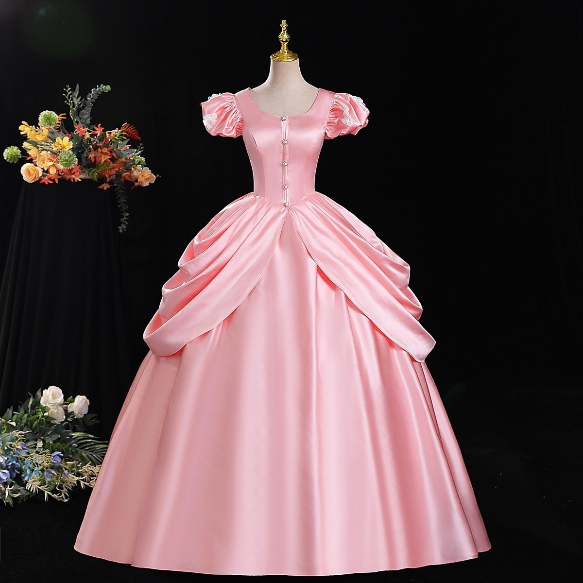Rococo Victorian Masquerade Ball Gown with Short Sleeves and Round Neck