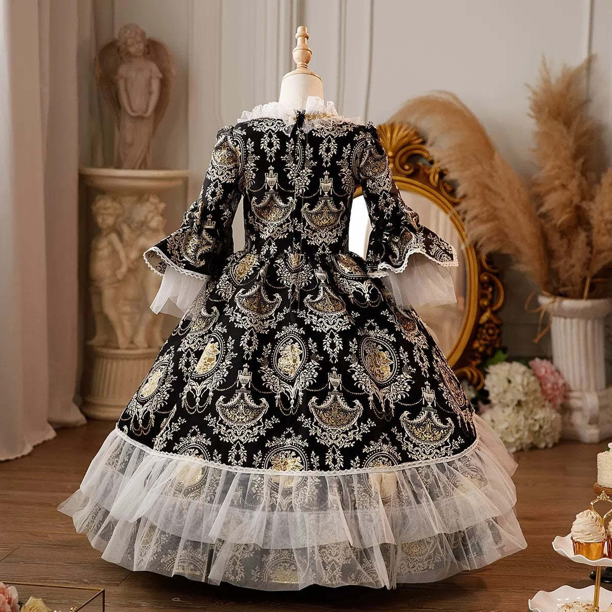 Victorian Princess Rococo Party Dress for Girls with 3/4 Sleeves and Round Neck