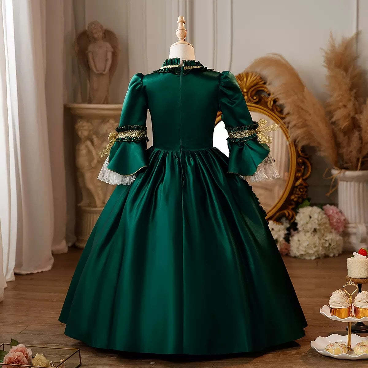 Victorian Princess Cosplay Dress with 3/4 Sleeves and Ruffles for Girls