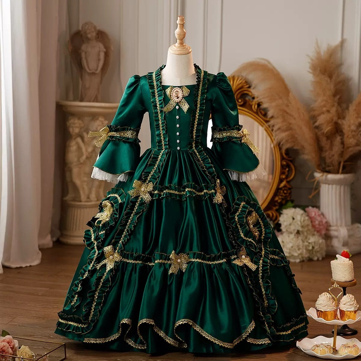 Victorian Princess Cosplay Dress with 3/4 Sleeves and Ruffles for Girls