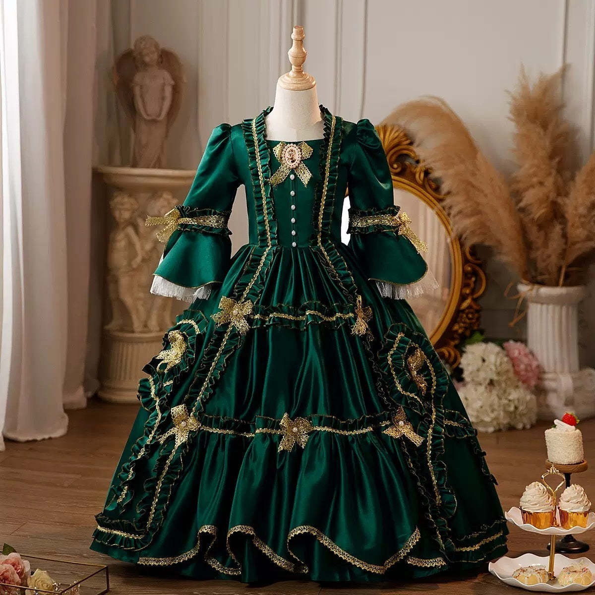 Victorian Princess Cosplay Dress with 3/4 Sleeves and Ruffles for Girls
