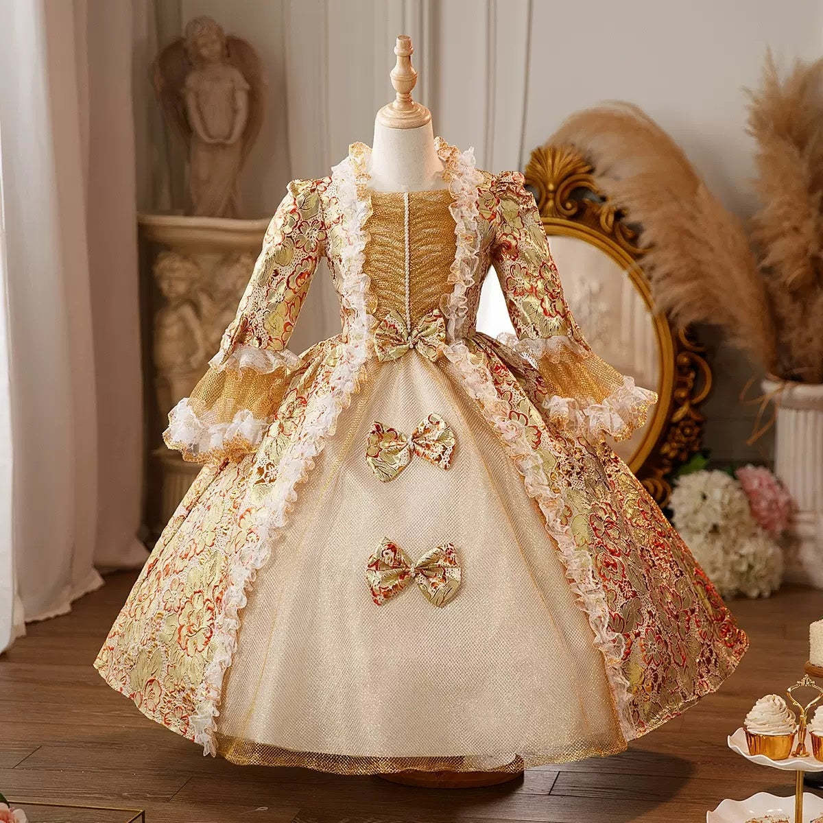Victorian Princess Costume with 3/4 Sleeves and Bowknot – Floor Length Lace Ball Gown for Girls
