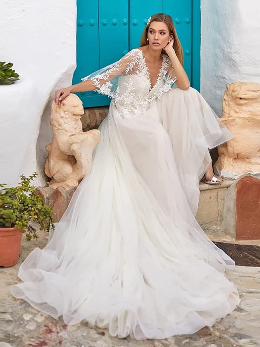 Women's Beach Spaghetti Strap Wedding Dresses for Bride 2025 Boho Long Lace Bridal Gowns for Wedding-BMbridal.UK