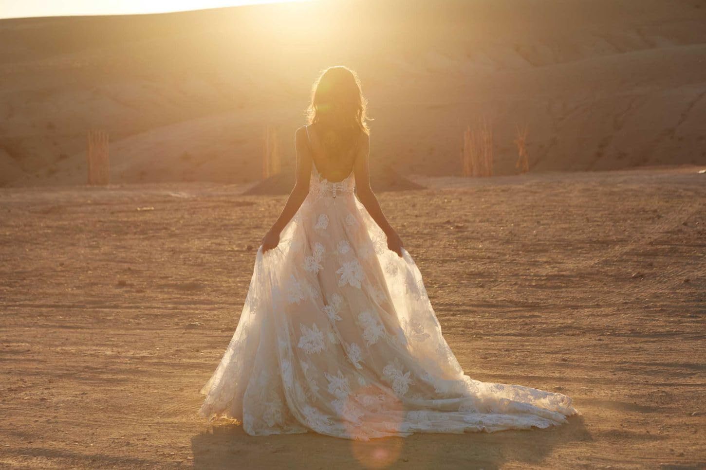 Women's Beach Spaghetti Strap Wedding Dresses for Bride 2025 Boho Long Lace Bridal Gowns for Wedding-BMbridal.UK