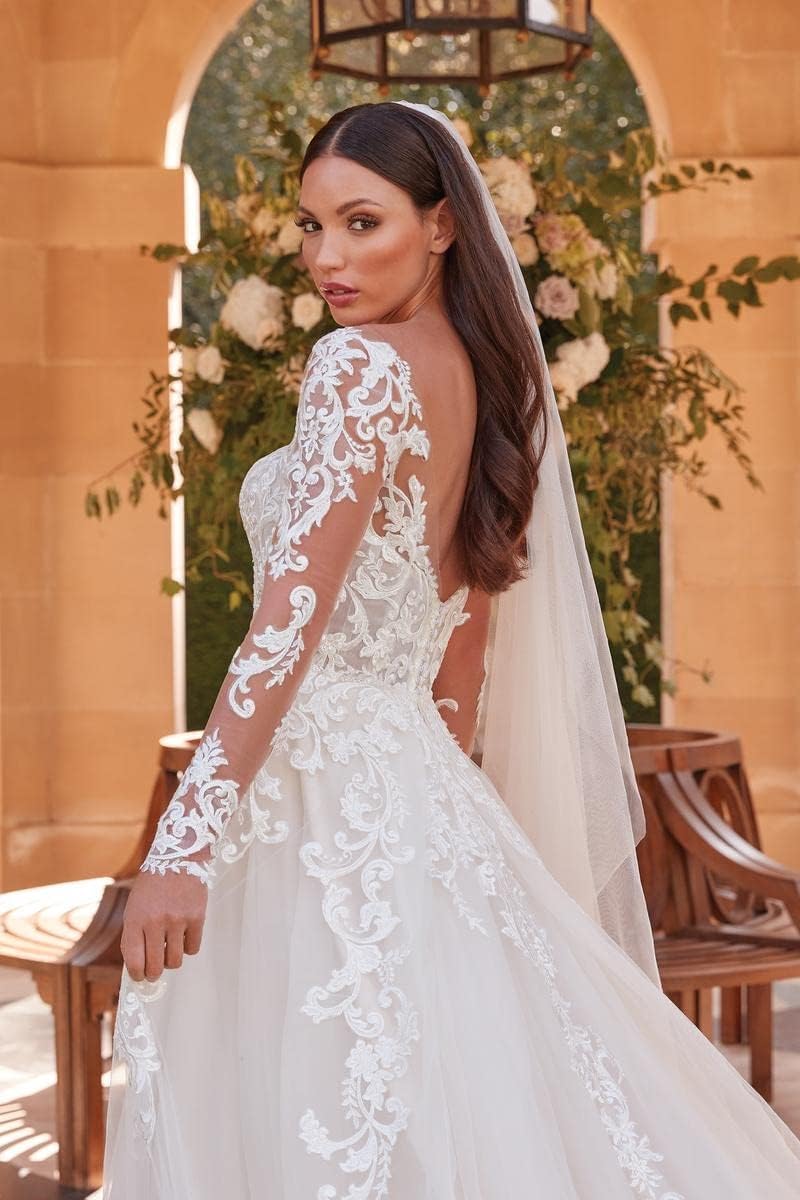 Women's Beach Spaghetti Strap Wedding Dresses for Bride 2025 Boho Long Lace Bridal Gowns for Wedding-BMbridal.UK