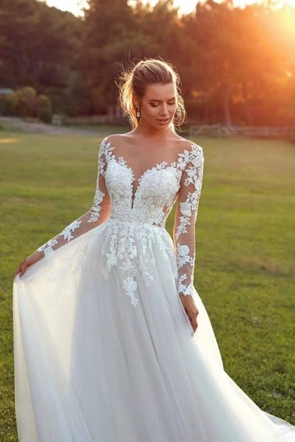 Women's Beach Spaghetti Strap Wedding Dresses for Bride 2025 Boho Long Lace Bridal Gowns for Wedding-BMbridal.UK