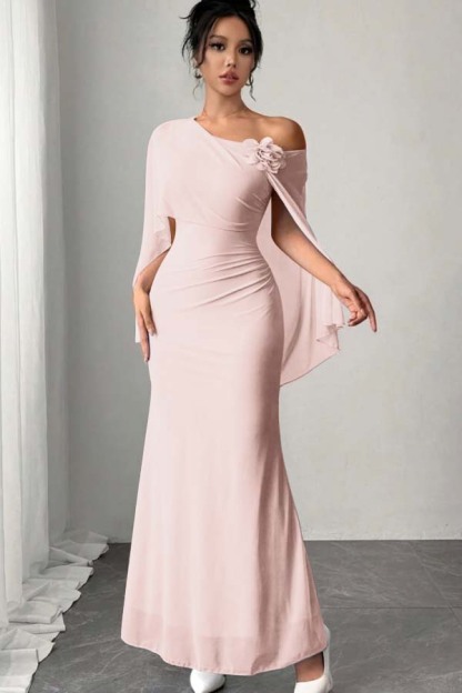 Chic Sleeveless Mermaid Long Prom Dress With Pleated Appliques