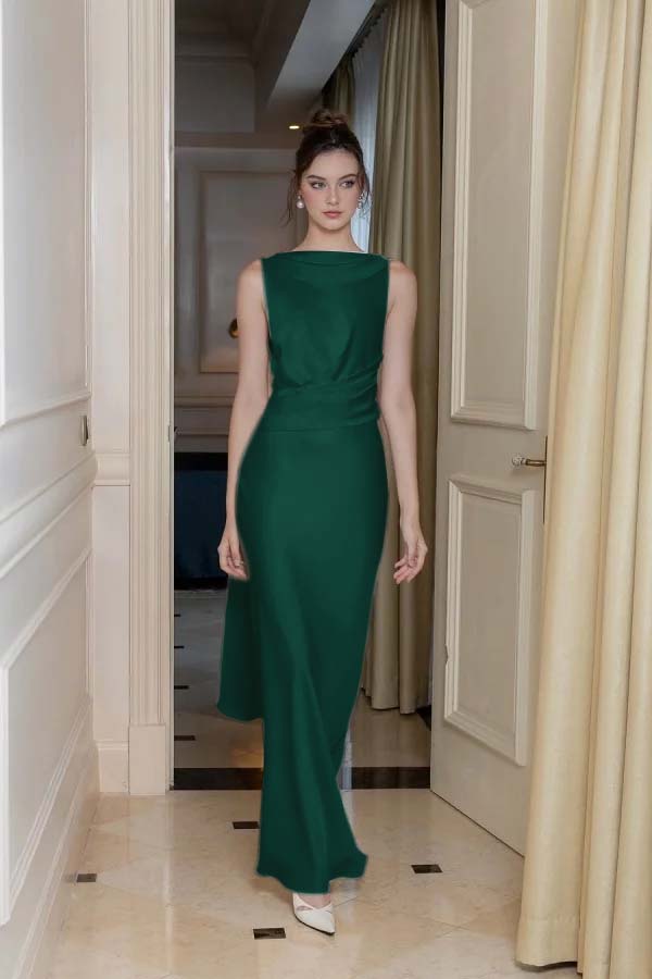 Long Slimming Sleeveless Prom Dress Flowy Backless With Pleated