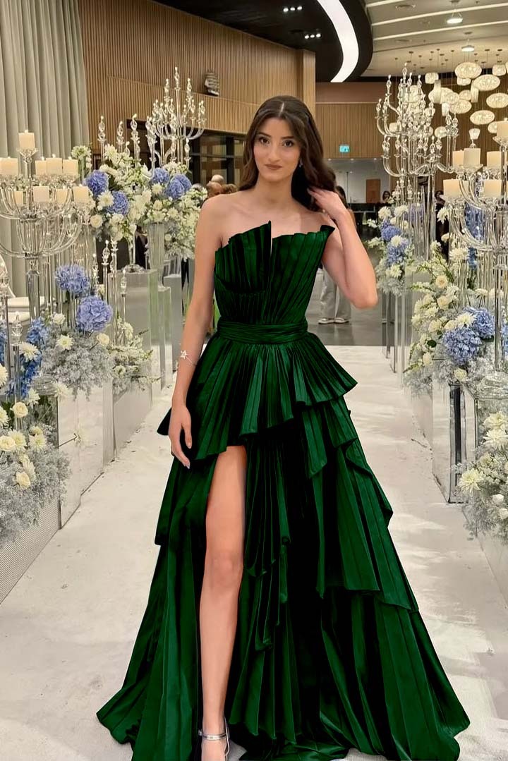 Charming Strapless Sleeveless Long Split Prom Dress With Pleated