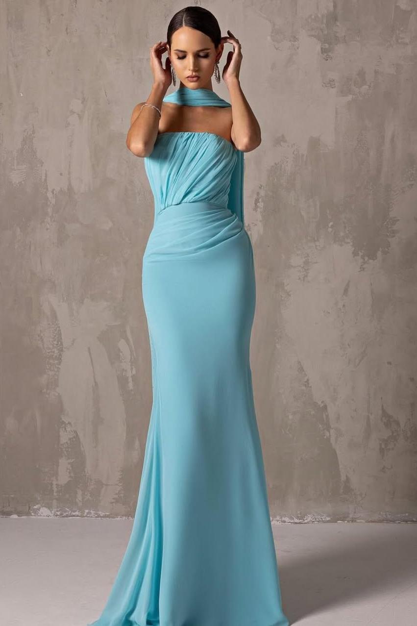 Chic Strapless Sleeveless Mermaid Long Prom Dress With Pleated