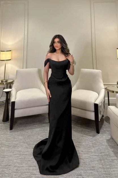 Off The Shoulder Sleeveless Long Mermaid Prom Dress With Pleated