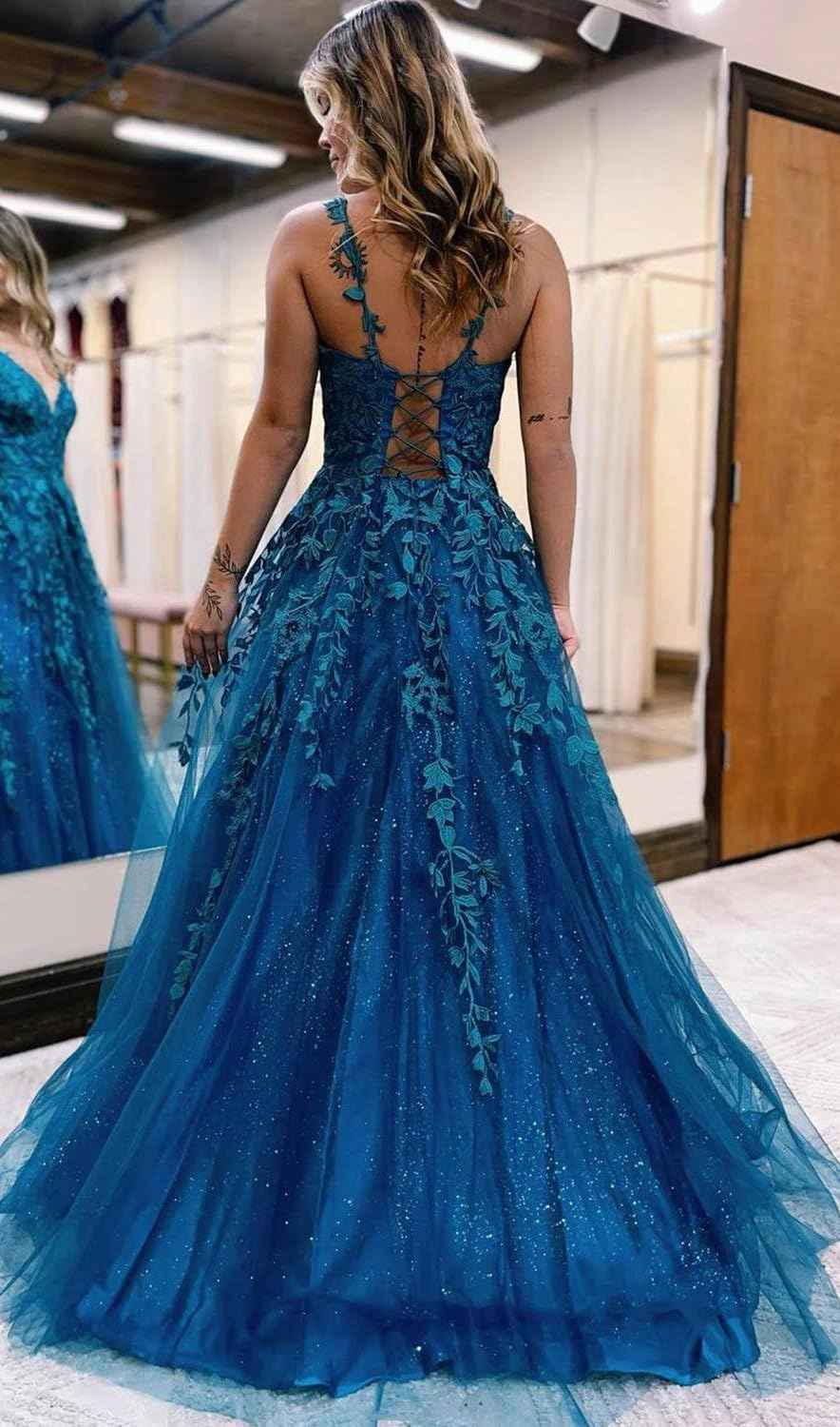 Tulle Prom Dresses for Women 2025 Sparkly Lace Appliques Long Ball Gowns Spaghetti Straps A-Line Evening Gowns-BMbridal.UK