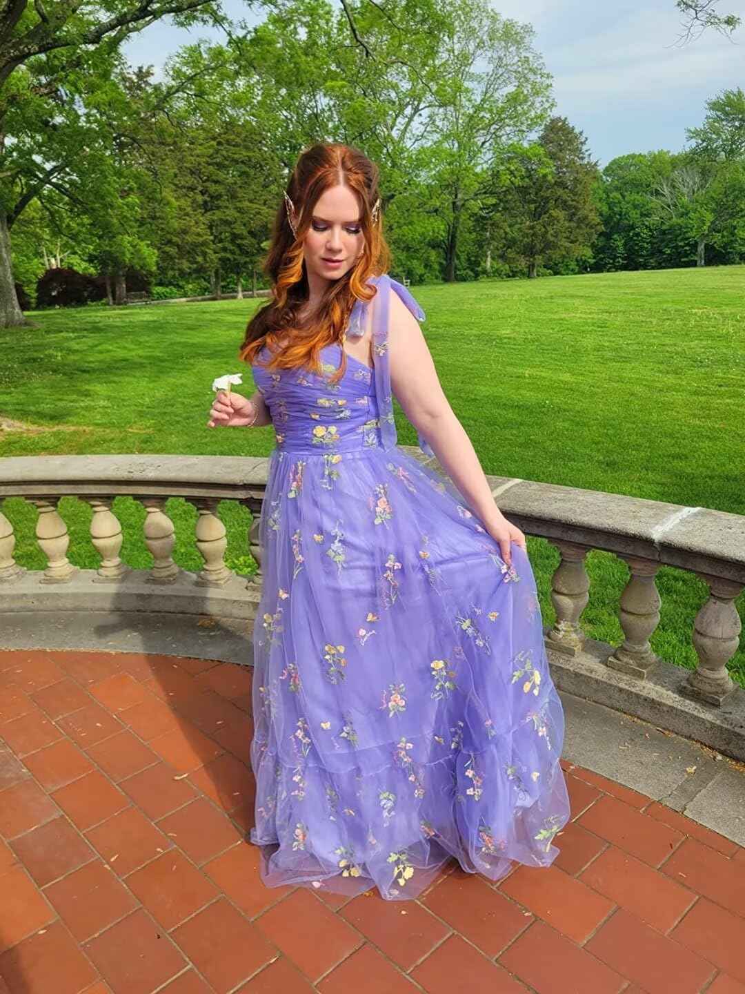 Women's Flower Embroidery Tulle Prom Dresses 2025 Long Spaghetti Straps Evening Party Gowns-BMbridal.UK