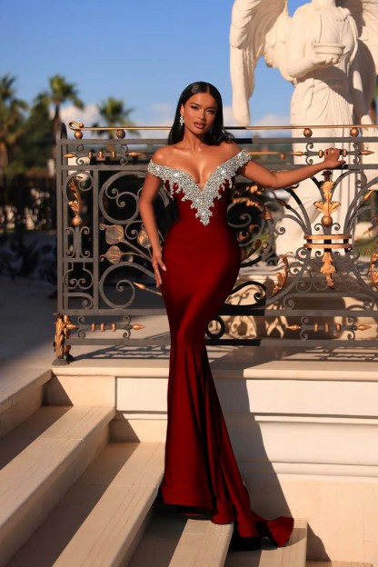 Off the Shoulder Sleeveless Long Mermaid Prom Dress With Beading