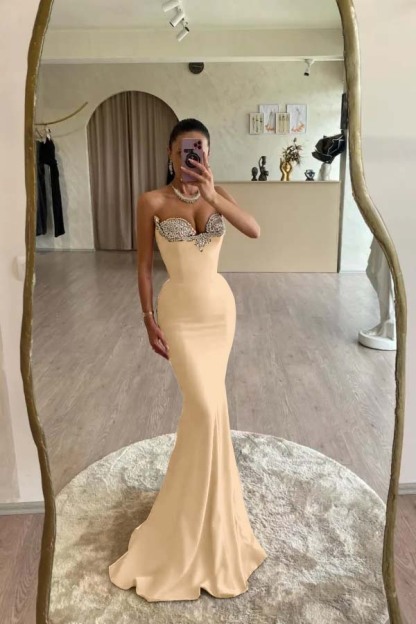 Strapless Sleeveless Long Mermaid Prom Dress With Beading Pleated