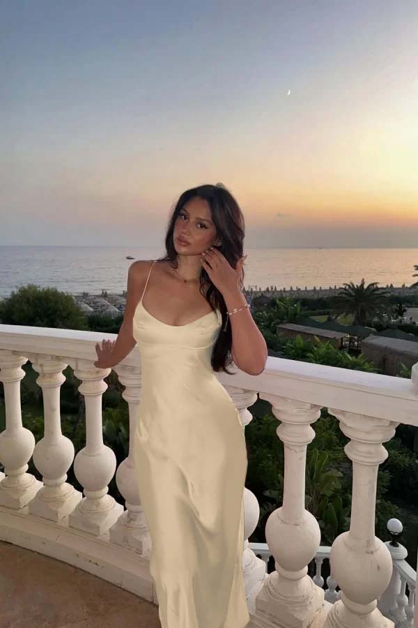 Spaghetti Strap Sleeveless Long Mermaid Prom Dress With Pleated