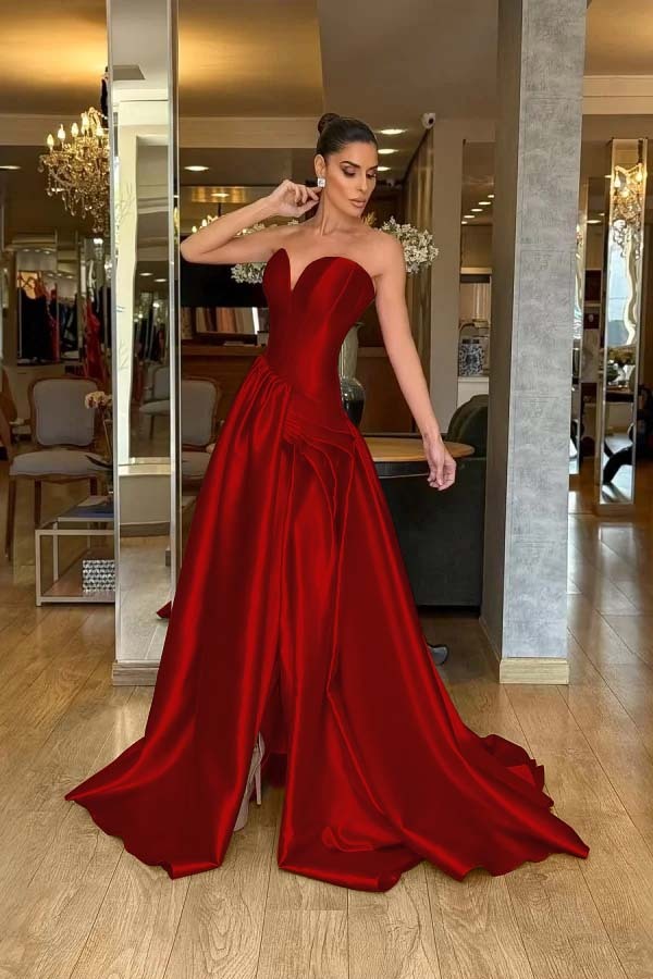 Stunning Strapless Sleeveless Long Split Prom Dress With Pleated