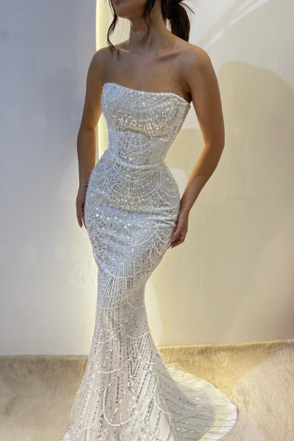 Chic Strapless Sleeveless Long Mermaid Prom Dress With Sequins